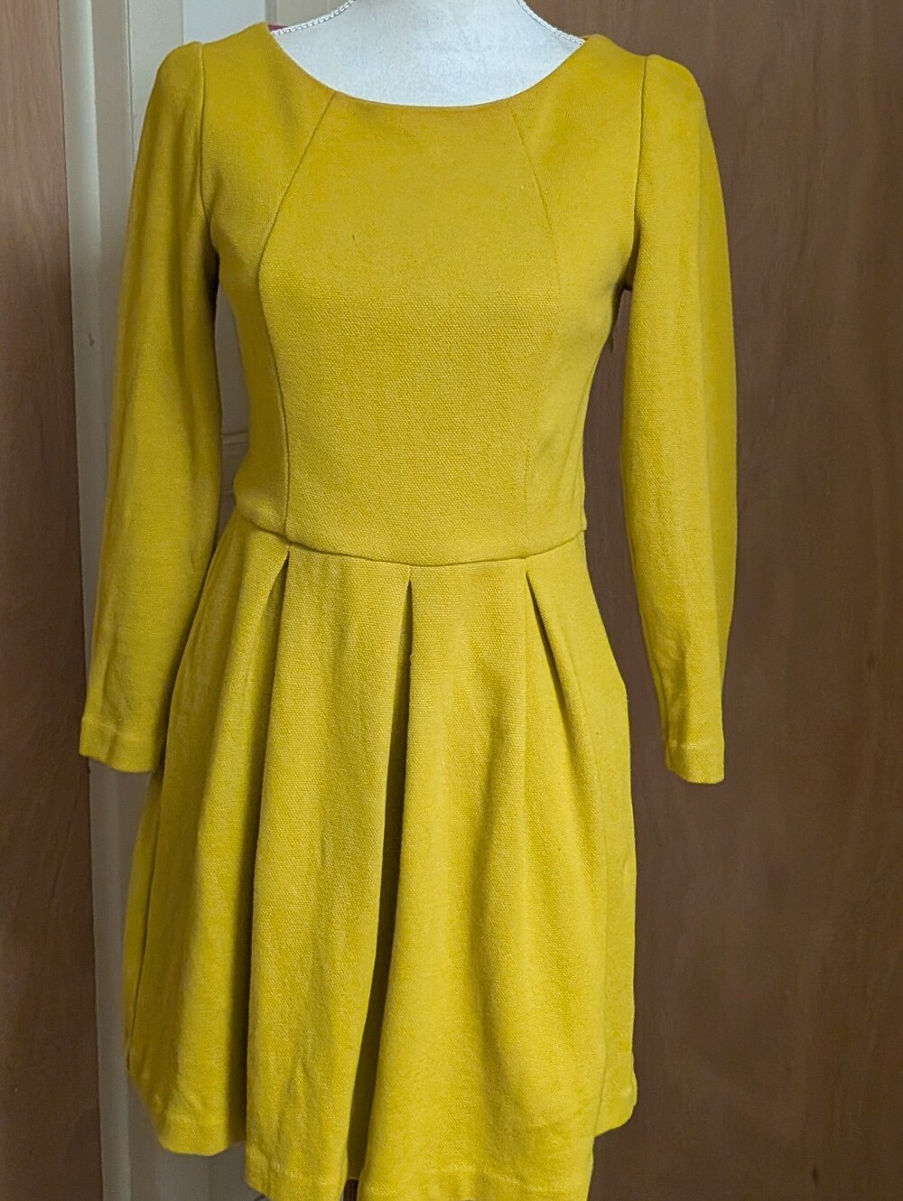 Boden Mustard Yellow Fit & Flare Dress 3/4 Sleeve Textured Knit Skater